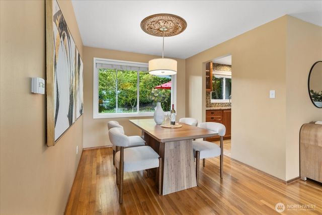 16010 SE 5th Street, Bellevue, WA 98008