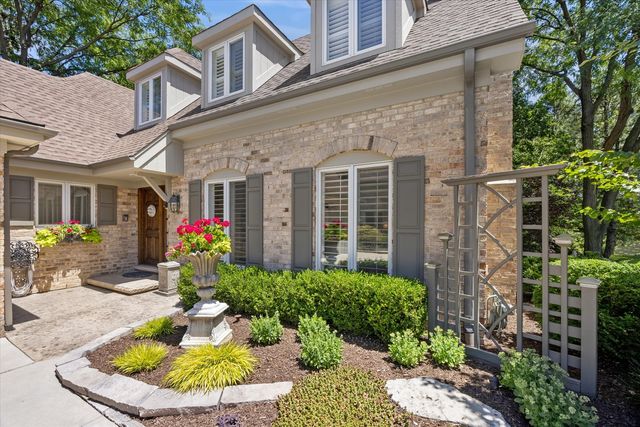 9 Tartan Road, Burr Ridge, IL 60527