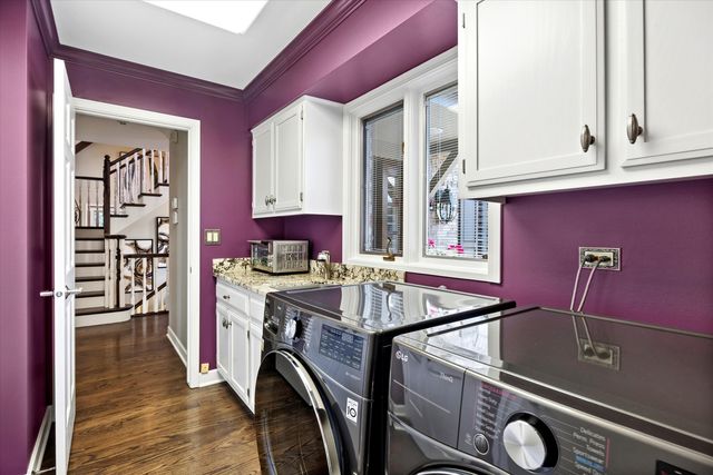 9 Tartan Road, Burr Ridge, IL 60527