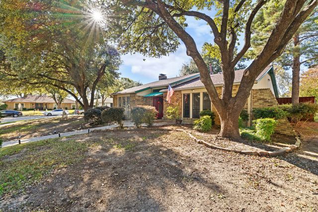 1519 Shannon Place, Carrollton, TX 75006