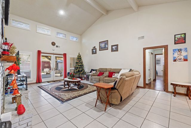 1519 Shannon Place, Carrollton, TX 75006