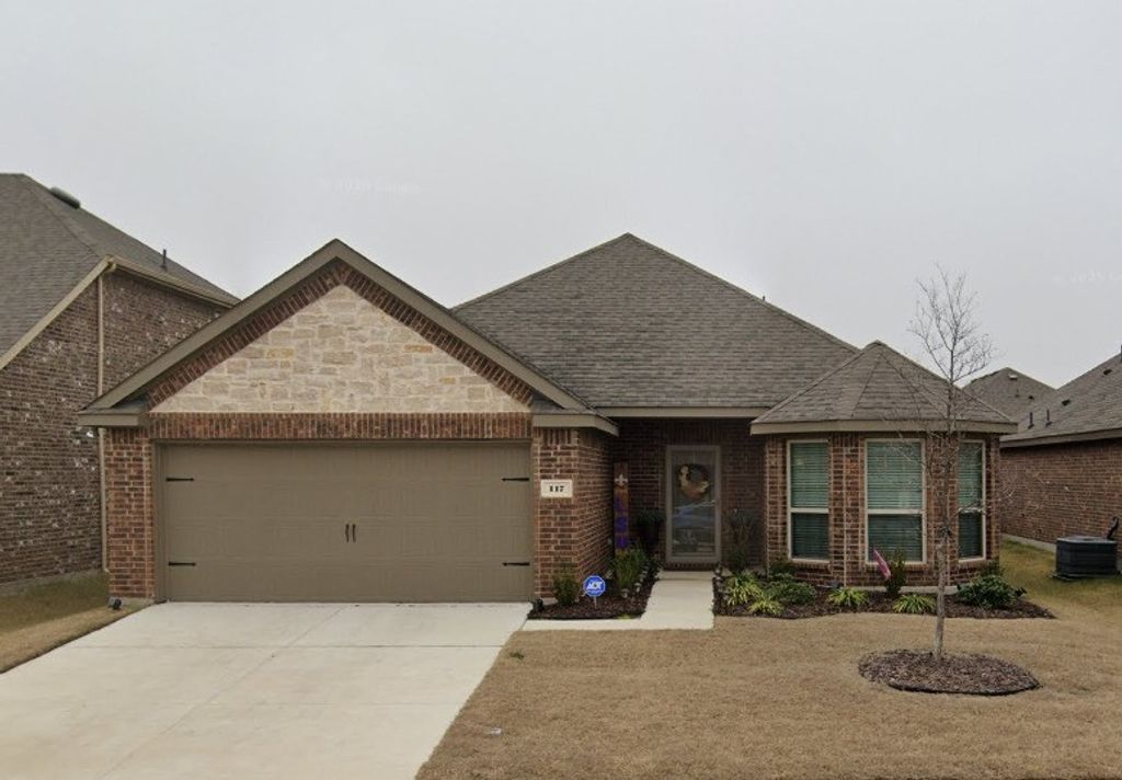 117 Arborside Drive, Waxahachie, TX 75165