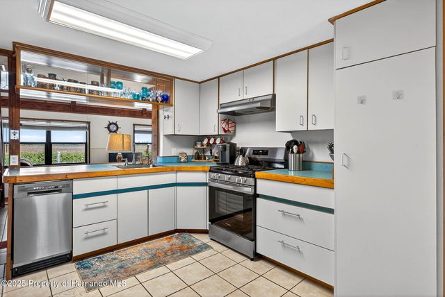 2487 Sunset Vista Drive, Spring Hill, FL 34607