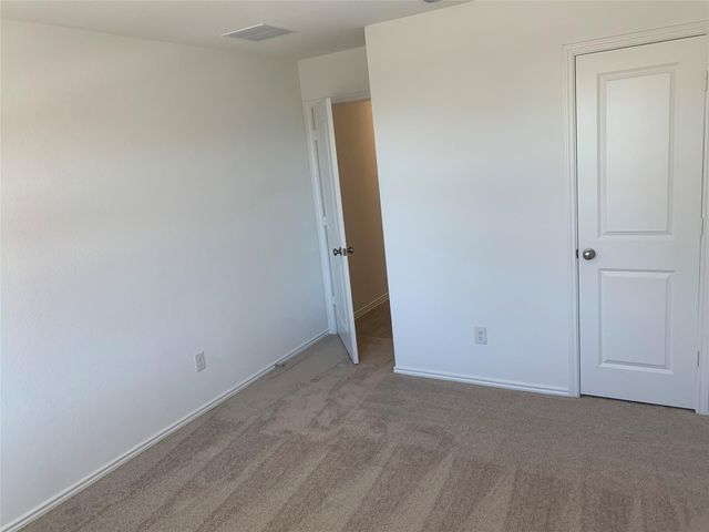 185 Sormonne LOOP, Kyle, TX 78640