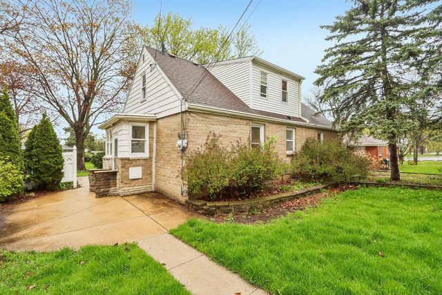 4260 93rd STREET, Wauwatosa, WI 53222