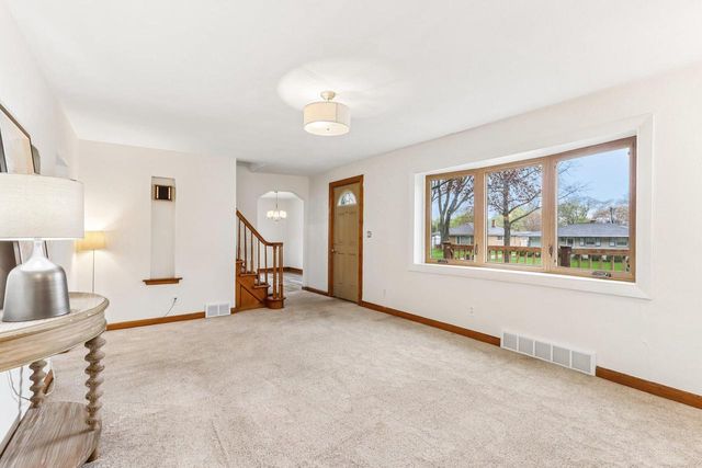 4260 93rd STREET, Wauwatosa, WI 53222