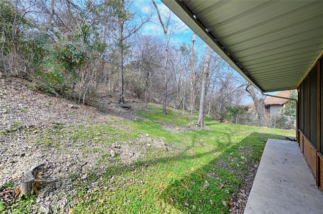 400 Dale Hollow Road, Fort Worth, TX 76103