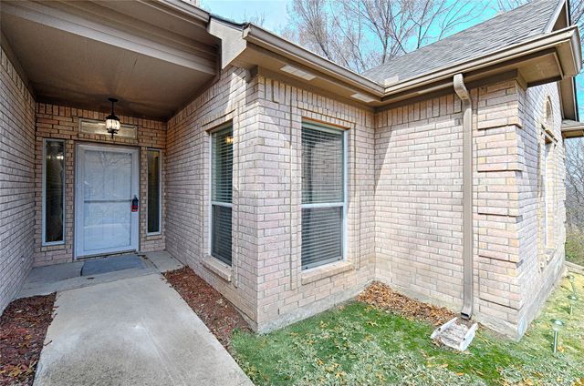 400 Dale Hollow Road, Fort Worth, TX 76103