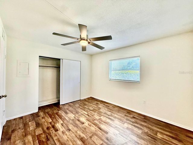3460 32ND AVENUE N 101, St Petersburg, FL 33713