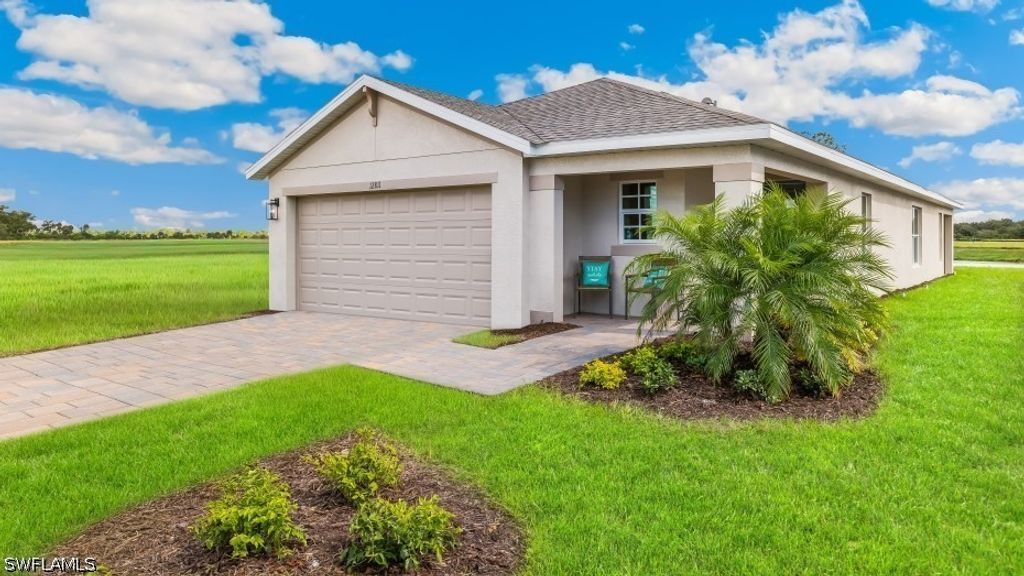 1253 Brooklands DR, Fort Myers, FL 33905