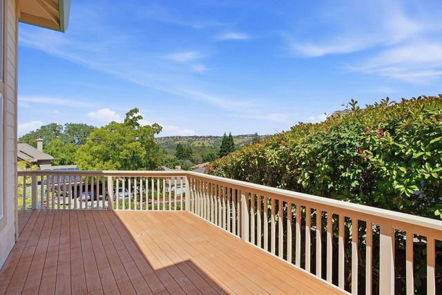 2120 Moonstone Cir, El Dorado Hills, CA 95762