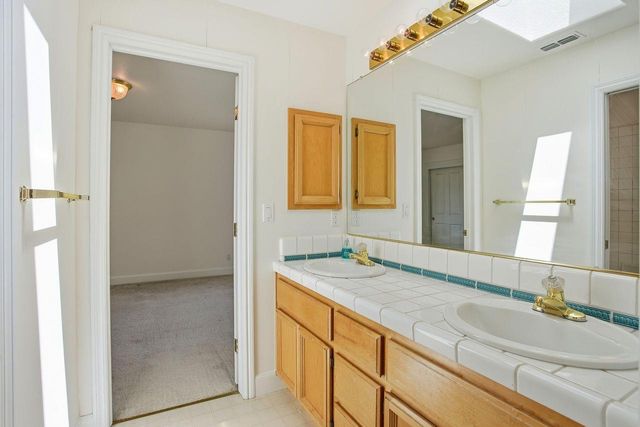 2120 Moonstone Cir, El Dorado Hills, CA 95762