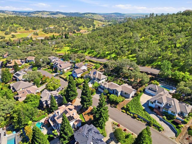 2120 Moonstone Cir, El Dorado Hills, CA 95762