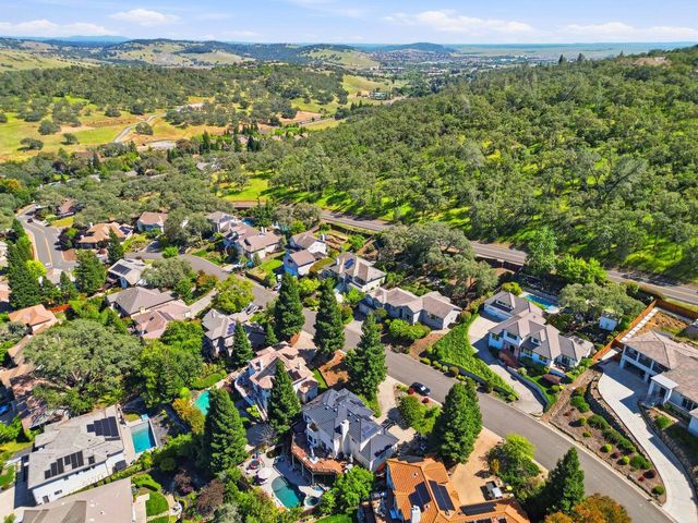 2120 Moonstone Cir, El Dorado Hills, CA 95762