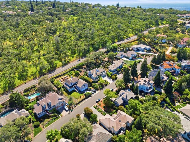 2120 Moonstone Cir, El Dorado Hills, CA 95762