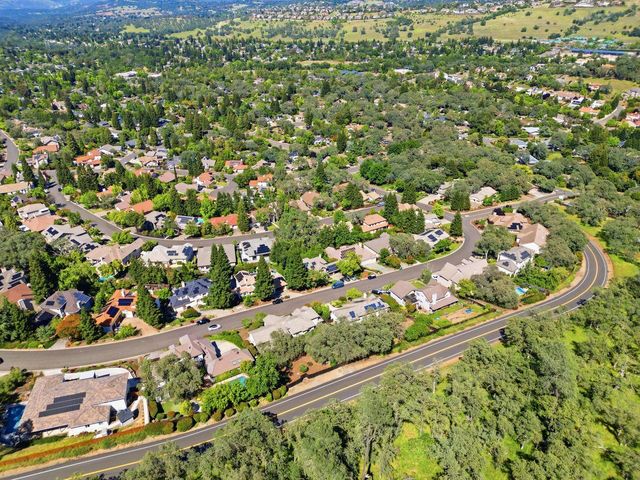 2120 Moonstone Cir, El Dorado Hills, CA 95762
