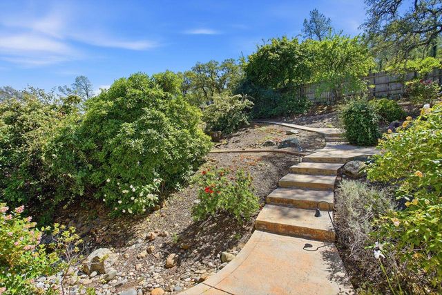 2120 Moonstone Cir, El Dorado Hills, CA 95762