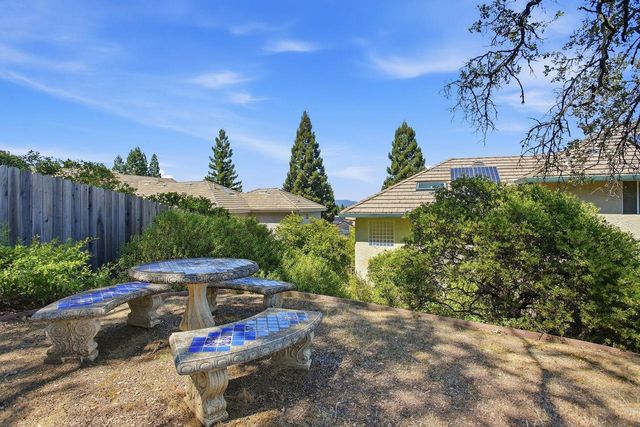 2120 Moonstone Cir, El Dorado Hills, CA 95762