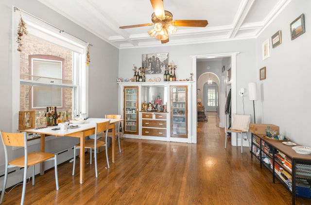 1311 W Thorndale Avenue, Chicago, IL 60660