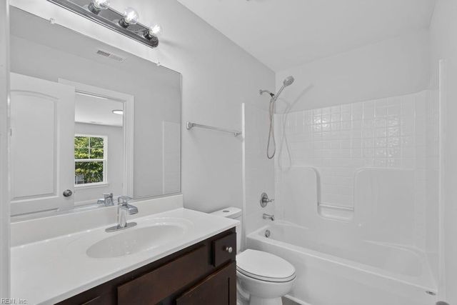2866 Cross Landing DR, Suffolk, VA 23434