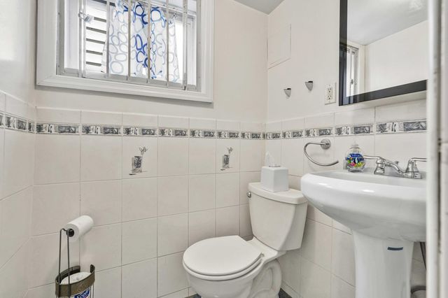 90 Lancaster Avenue, New York City, NY 11223