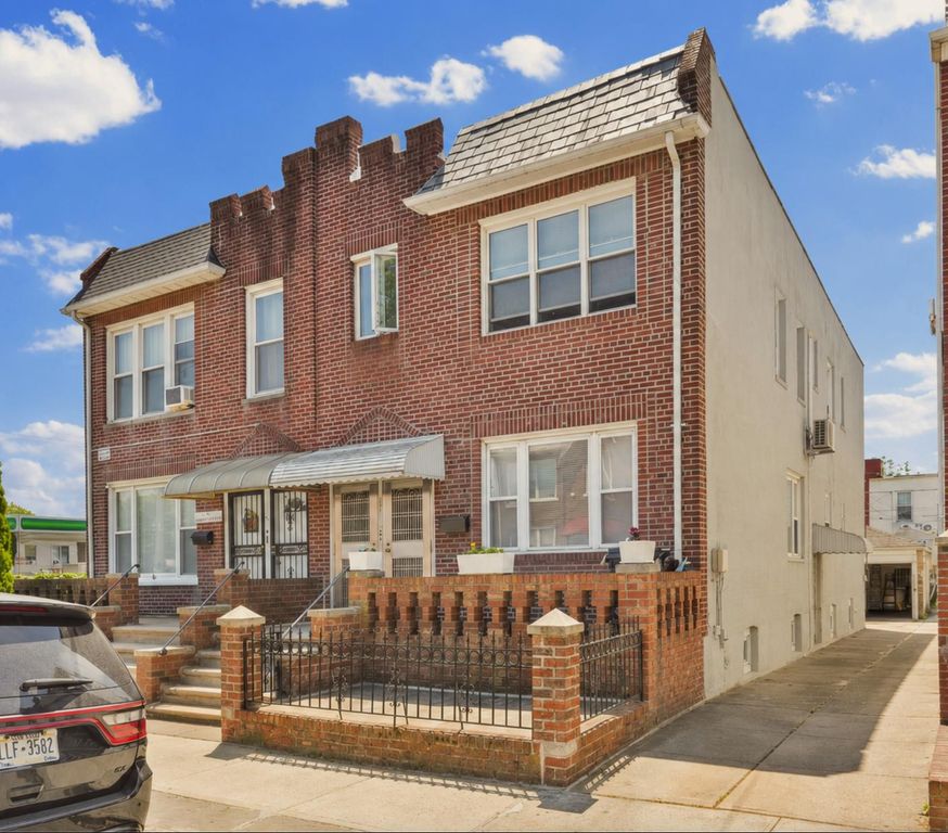 90 Lancaster Avenue, New York City, NY 11223