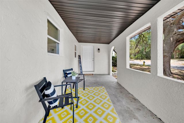 429 E OAKWOOD STREET, Tarpon Springs, FL 34689
