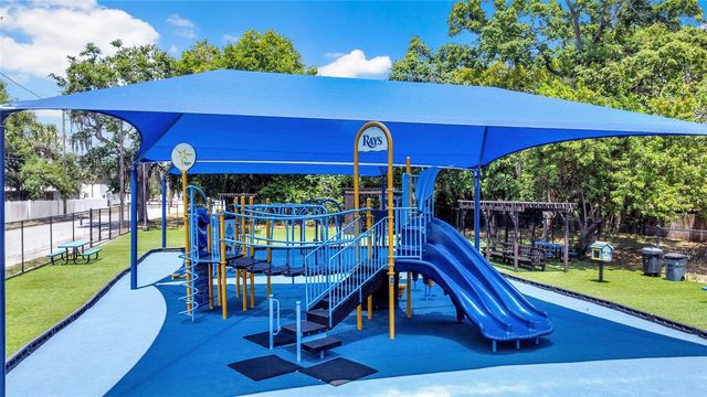 429 E OAKWOOD STREET, Tarpon Springs, FL 34689