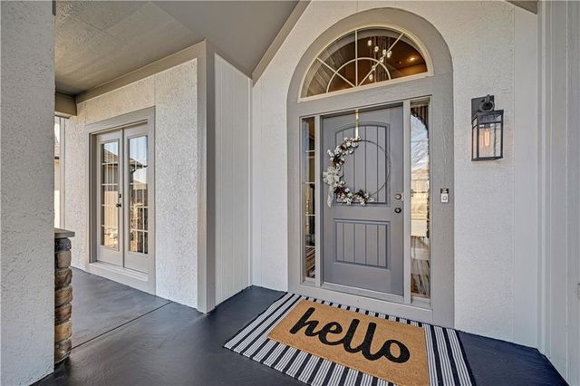 24327 W 107th Place, Olathe, KS 66061