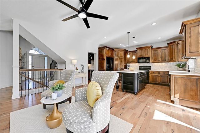 24327 W 107th Place, Olathe, KS 66061