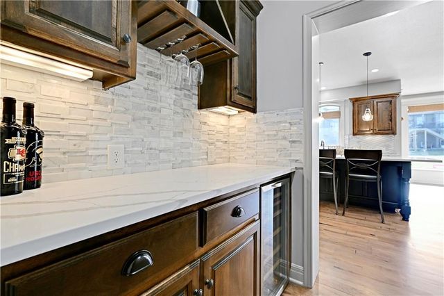 24327 W 107th Place, Olathe, KS 66061