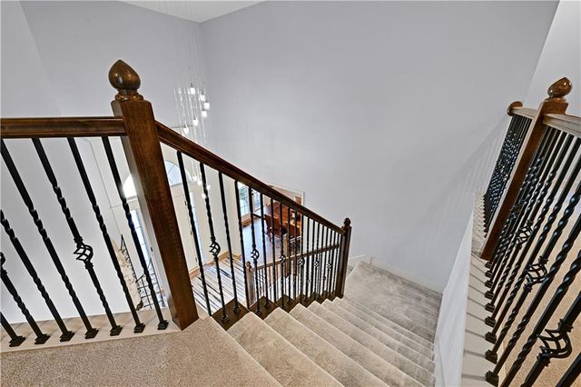 24327 W 107th Place, Olathe, KS 66061