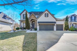 24327 W 107th Place, Olathe, KS 66061
