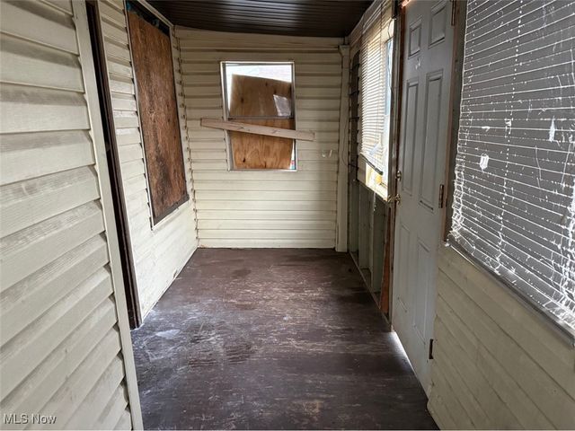 3934 Arnold Court, Cleveland, OH 44109