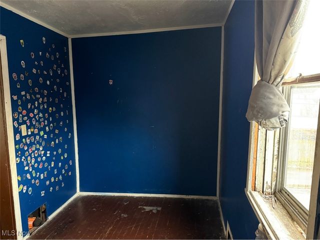 3934 Arnold Court, Cleveland, OH 44109