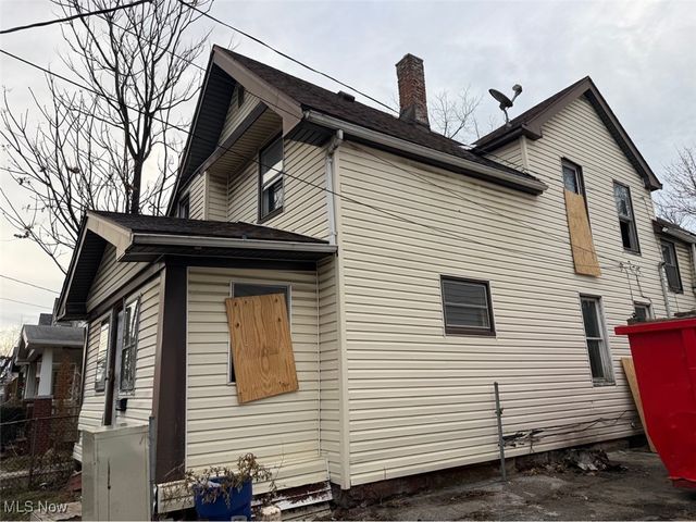 3934 Arnold Court, Cleveland, OH 44109