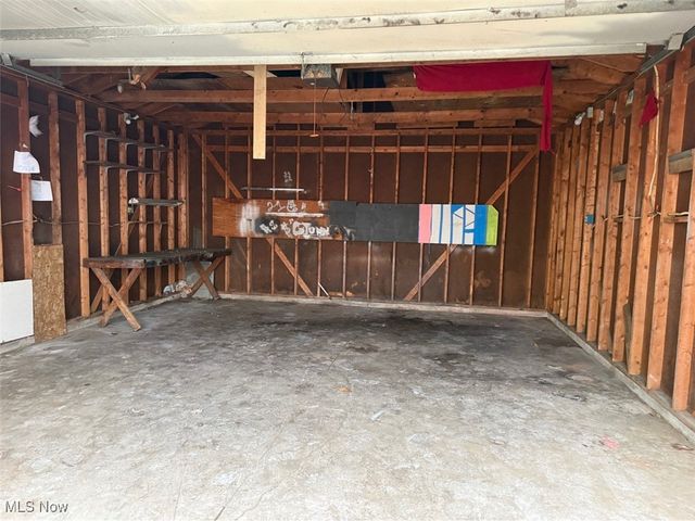 3934 Arnold Court, Cleveland, OH 44109