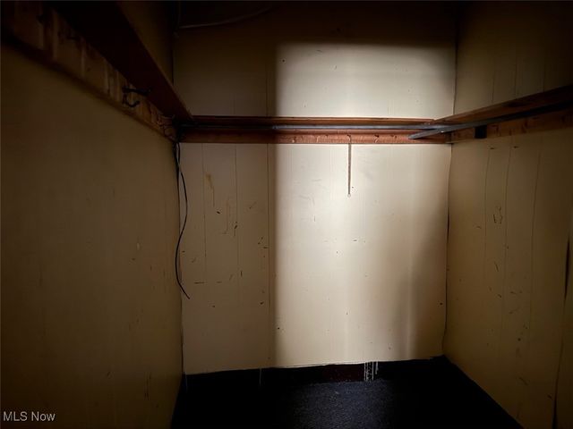 3934 Arnold Court, Cleveland, OH 44109