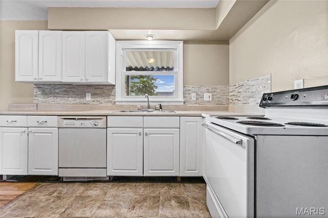 1002 Terrace Drive, Festus, MO 63028