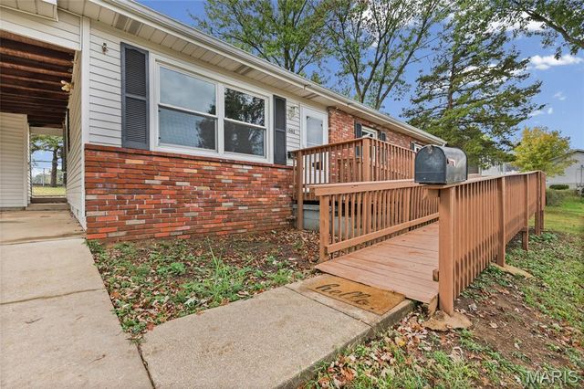 1002 Terrace Drive, Festus, MO 63028