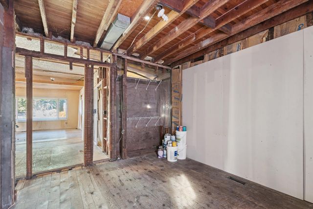 3601 Seneca Street, Clayton, MI 49235