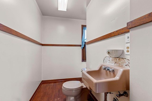 1016 OTTER AVENUE, Oshkosh, WI 54901