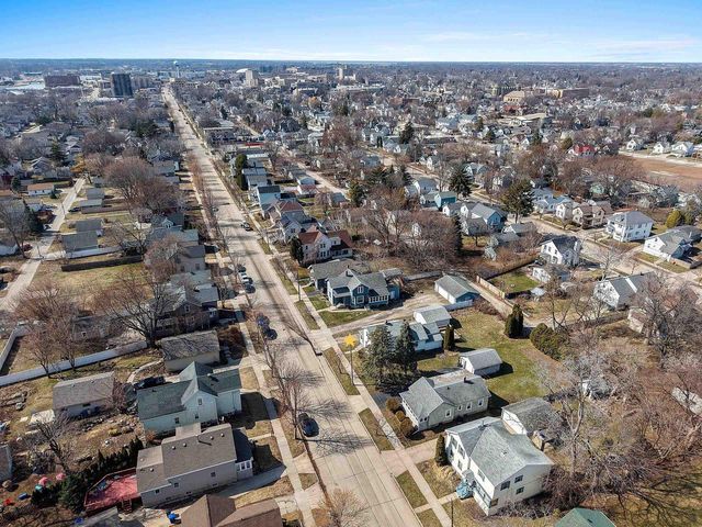 1016 OTTER AVENUE, Oshkosh, WI 54901