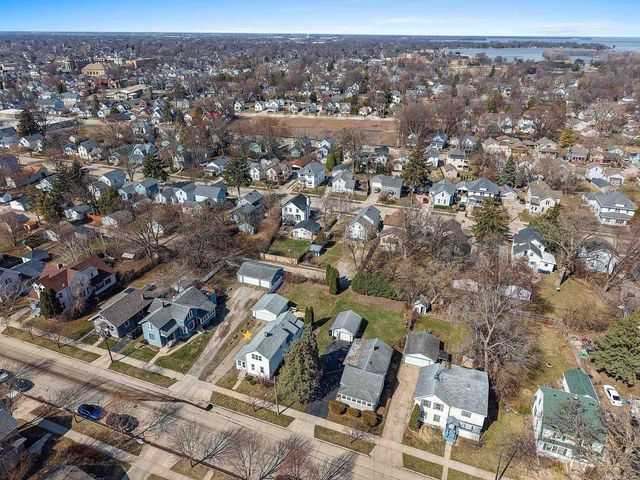 1016 OTTER AVENUE, Oshkosh, WI 54901