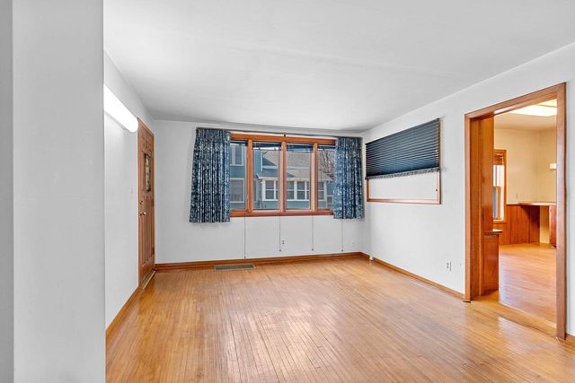 1016 OTTER AVENUE, Oshkosh, WI 54901