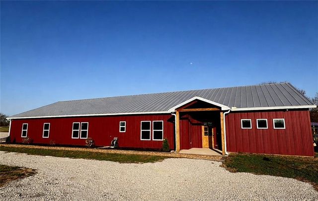 6404 Gracie Lane, Odessa, MO 64076