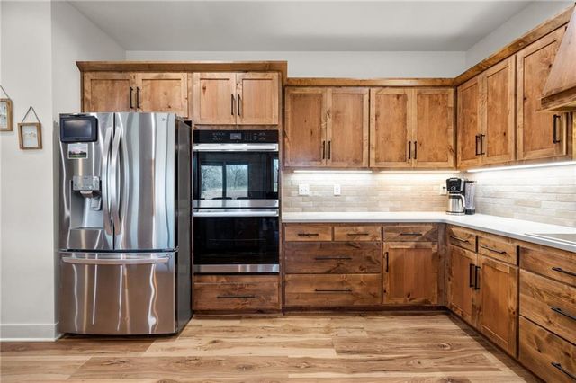 6404 Gracie Lane, Odessa, MO 64076