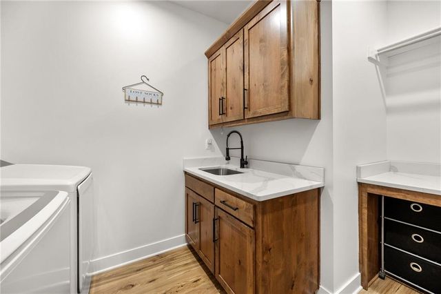6404 Gracie Lane, Odessa, MO 64076