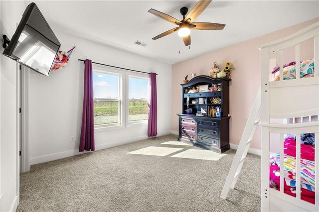 6404 Gracie Lane, Odessa, MO 64076