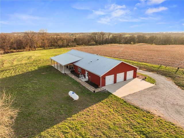 6404 Gracie Lane, Odessa, MO 64076